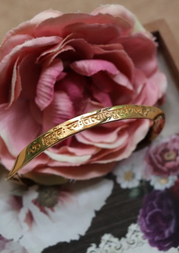 Gayatri Mantra Bangle - Hindi