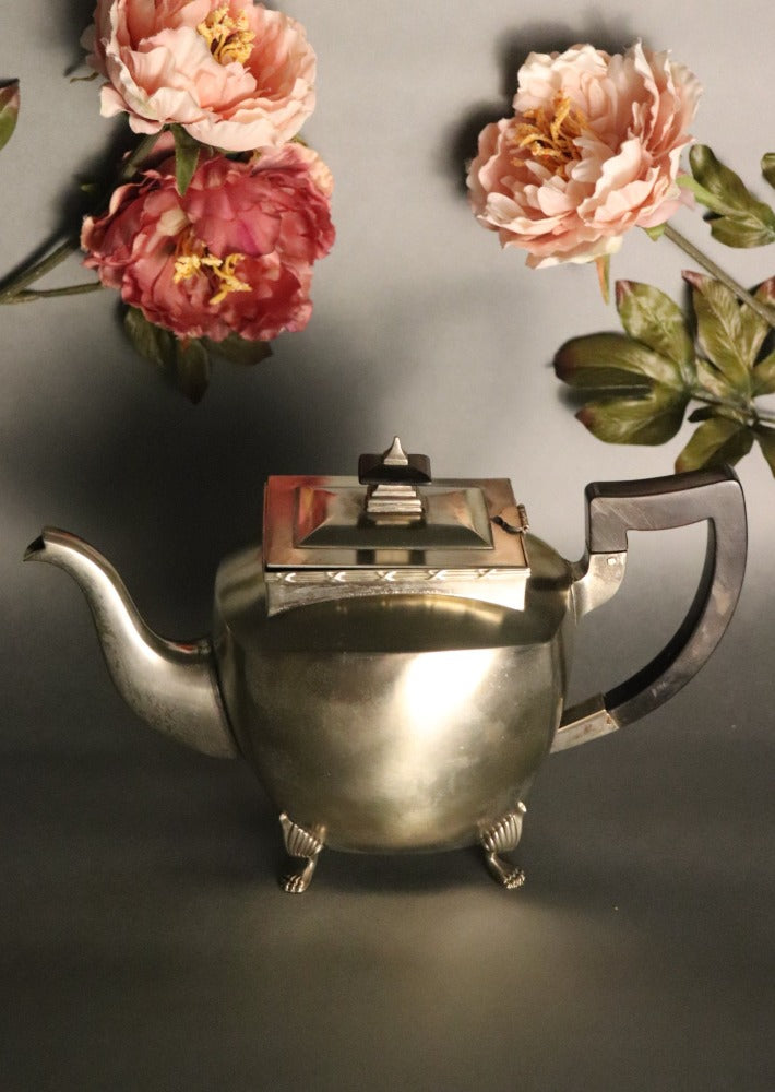 Old Soul Tea Set IV