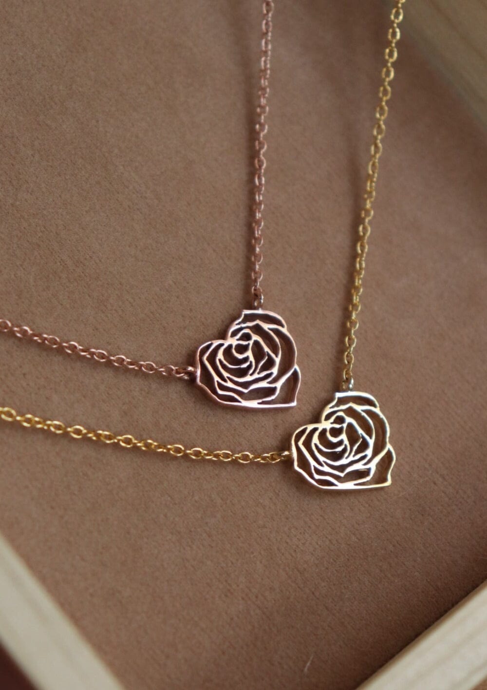 My Heart Rose Necklace